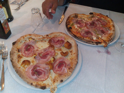 Divino Ristorante Pizzeria Affittacamere Di Joseph Cirigliano in Spinoso, Provincia di Potenza
