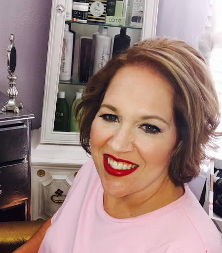 Beauty Salon «Helloo Beautiful Me - Salon & Style», reviews and photos, 402 N Ave E, Humble, TX 77338, USA