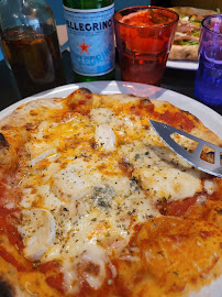 Pizza du Pizzeria Restaurant Pizza Bella à Bourgoin-Jallieu - n°1