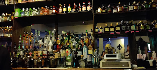 Hank's Bar