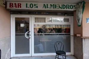 Bar los almendros image