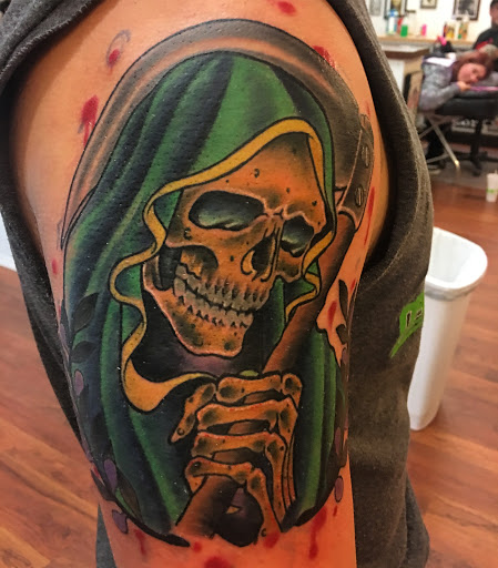 Tattoo Shop «Electric Anchor Tattoo Co.», reviews and photos, 820 Market St #100, Parkersburg, WV 26101, USA