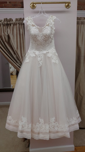 Bridal Shop «Fiori Bridal Boutique», reviews and photos, 18 Main St, Essex Junction, VT 05452, USA