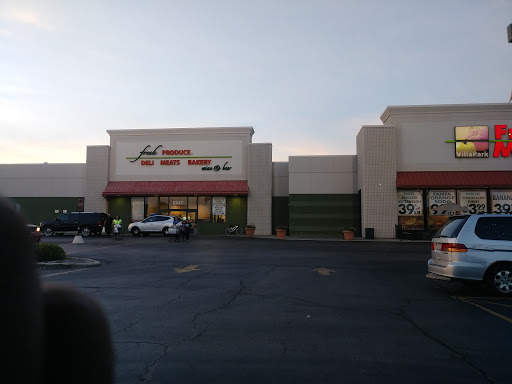 Grocery Store «Villa Park Fruit Market», reviews and photos, 302 W North Ave, Villa Park, IL 60181, USA