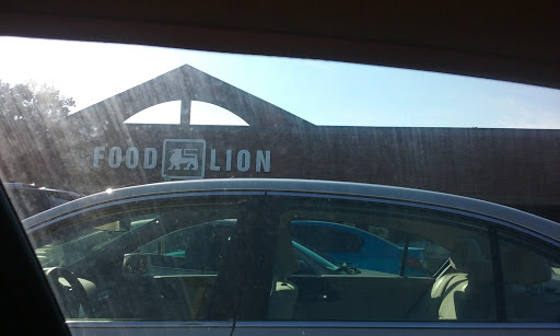 Grocery Store «Food Lion», reviews and photos, 15432 Rogers Clark Blvd, Bowling Green, VA 22427, USA