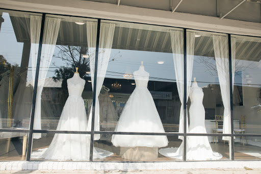 Clothing Alteration Service «Malindy Elene Bridal Boutique», reviews and photos, 2109 W Kennedy Blvd, Tampa, FL 33606, USA