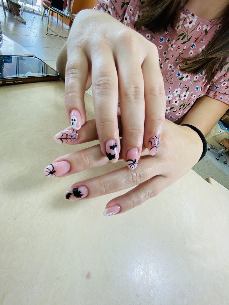 Four Seasons Nails & Spa Murrells Inlet, SC 29576 Services and Reviews