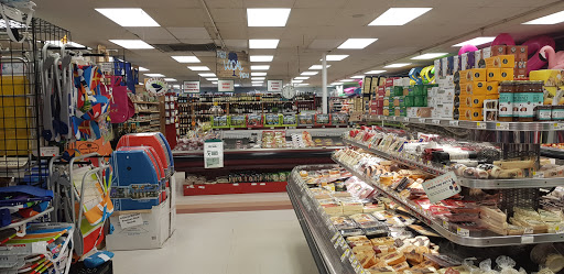 Grocery Store «Piggly Wiggly Hilton Head», reviews and photos, 1 N Forest Beach Dr, Hilton Head Island, SC 29928, USA