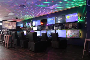 Controller Game Lounge image