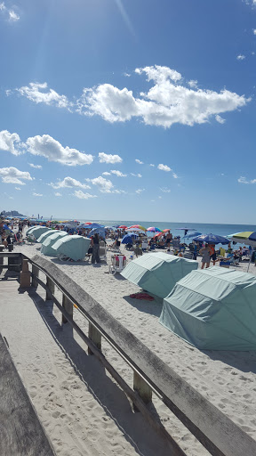 Bar «Beach Box Cafe», reviews and photos, 9020 Gulf Shore Dr, Naples, FL 34108, USA