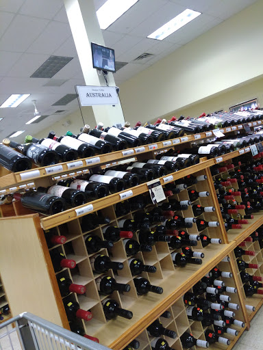 Liquor Store «Burlington Wine and Spirits», reviews and photos, 43 Middlesex Turnpike, Burlington, MA 01803, USA
