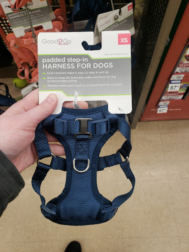 Pet Supply Store «Petco Animal Supplies», reviews and photos, 993 Branson Hills Pkwy, Branson, MO 65616, USA