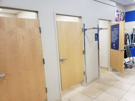 Thrift Store «Goodwill Glastonbury Store & Donation Station», reviews and photos, 2709 Main St, Glastonbury, CT 06033, USA