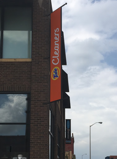 Dry Cleaner «Deering Cleaners Downtown», reviews and photos, 602 N Capitol Ave, Indianapolis, IN 46204, USA