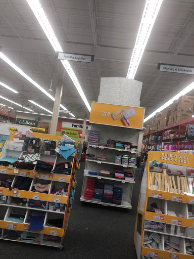 Office Supply Store «Staples», reviews and photos, 2329 Street Rd, Bensalem, PA 19020, USA