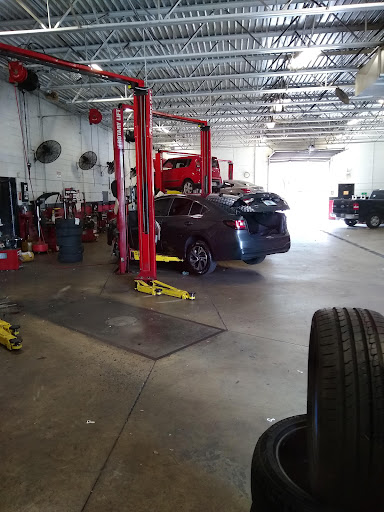 Tire Shop «Tires Plus», reviews and photos, 7520 W State Rd 84, Davie, FL 33317, USA