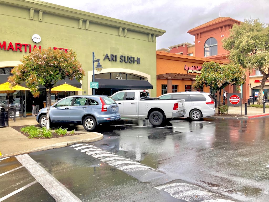 Ari Sushi & Tendon 94568