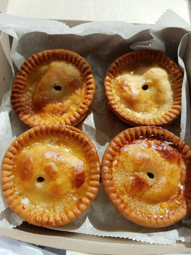 Bakery «Thwaites Market», reviews and photos, 36 Railroad St, Methuen, MA 01844, USA