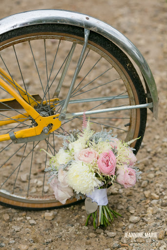 Florist «Bel Fiore», reviews and photos, 707 Bielenberg Dr Suite 107, Woodbury, MN 55125, USA