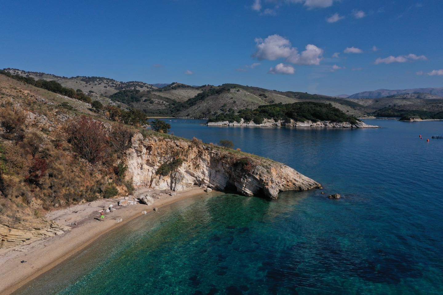 Foto von Tongo Beach und seine wunderschöne Landschaft