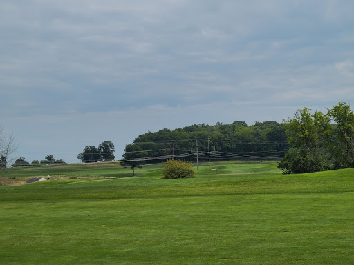 Golf Course «Wintonbury Hills Golf Course», reviews and photos, 206 Terry Plains Rd, Bloomfield, CT 06002, USA