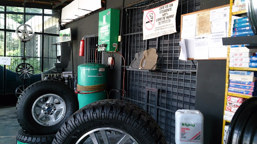 La Ceiba Tire Shop, C.A.