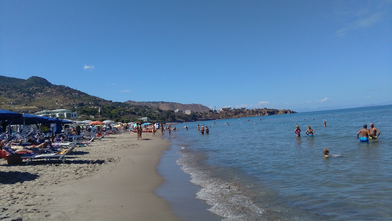 Foto de Playa de Cefalú con muy limpio nivel de limpieza