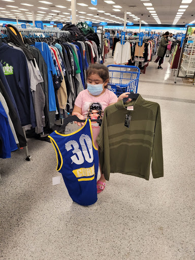 Clothing Store «Ross Dress for Less», reviews and photos, 26117 104th Ave SE, Kent, WA 98030, USA