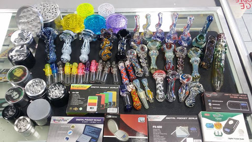 Tobacco Shop «Crown Tobacco Smoke Shop», reviews and photos, 4950 W 190th St, Torrance, CA 90503, USA