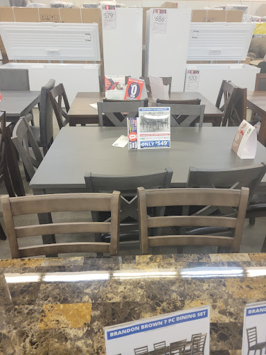 Hardware Store «Sears Appliance and Hardware Store», reviews and photos, 7490 Broadview Rd, Parma, OH 44134, USA