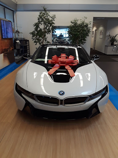 BMW Dealer «BMW of San Rafael», reviews and photos, 1599 Francisco Blvd E, San Rafael, CA 94901, USA