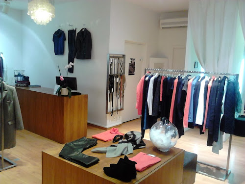 Magasin de vêtements pour femmes Lola Boutique Besançon