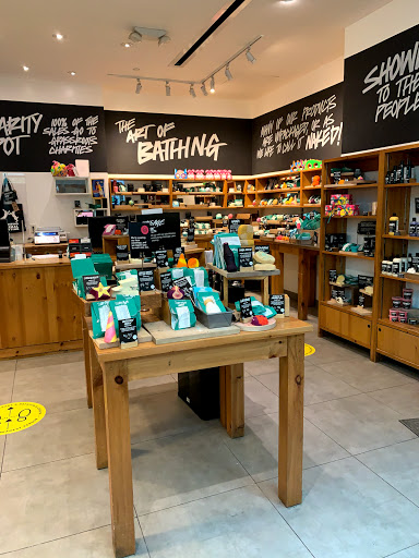 Cosmetics Store «Lush», reviews and photos, 4200 Conroy Rd, Orlando, FL 32839, USA