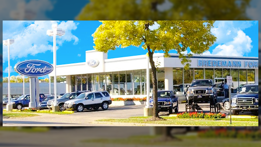 Bredemann Ford in Glenview, 2038 Waukegan Rd, Glenview, IL 60025, USA, 