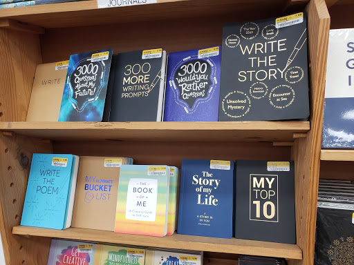 Book Store «Half Price Books», reviews and photos, 7620 Denton Hwy, Fort Worth, TX 76148, USA