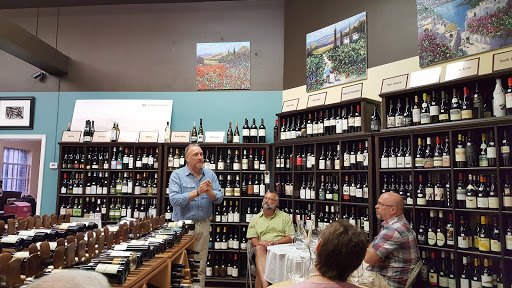 Wine Store «UnWined», reviews and photos, 1600 Belle View Blvd, Alexandria, VA 22307, USA