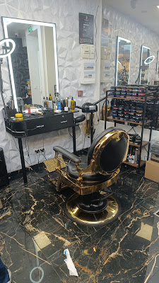 V8 barbershop à Argenteuil