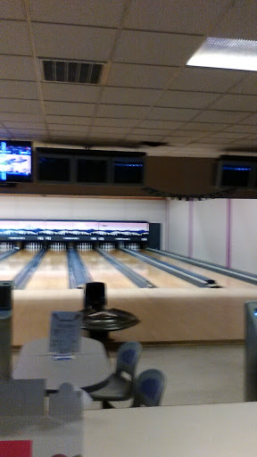 Bowling Alley «Rainbow Lanes», reviews and photos, 2748 19th Pl, Forest Grove, OR 97116, USA