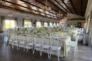 Medinilla Catering image