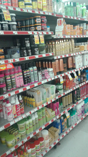 Dollar Store «FAMILY DOLLAR», reviews and photos, 930 N 27th St, Milwaukee, WI 53208, USA