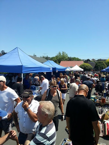 Reviews of Browns Bay Sunday Market in Auckland - Fruit and vegetable store