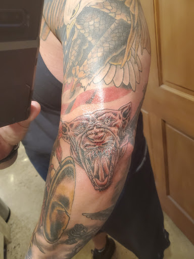 Tattoo Shop «Mothers Tattoo & Body Piercing», reviews and photos, 3625 Dixie Hwy, Elsmere, KY 41018, USA