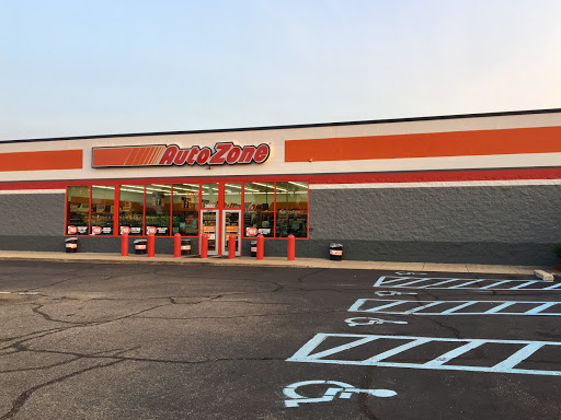 AutoZone, 2850 28th St SE, Kentwood, MI 49512, USA, 