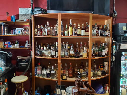 Tobacco Shop «Bowling Green Pipe & Cigar», reviews and photos, 434 E Main Ave, Bowling Green, KY 42101, USA