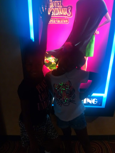 Movie Theater «Marcus North Shore Cinema», reviews and photos, 11700 N Port Washington Rd, Mequon, WI 53092, USA