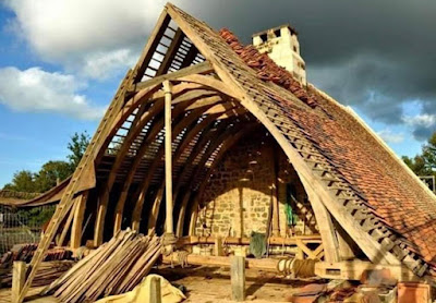 Artisan David Couvreur Charpentier père et fils( Déplacement Et Devis Gratuit) à Gattières