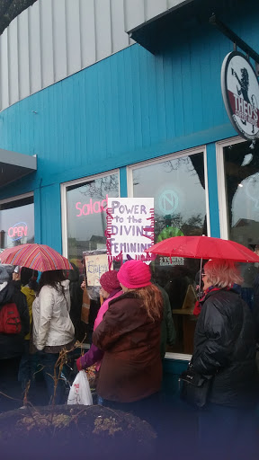 Pizza Restaurant «Whirled Pies Downtown», reviews and photos, 199 W 8th Ave, Eugene, OR 97401, USA