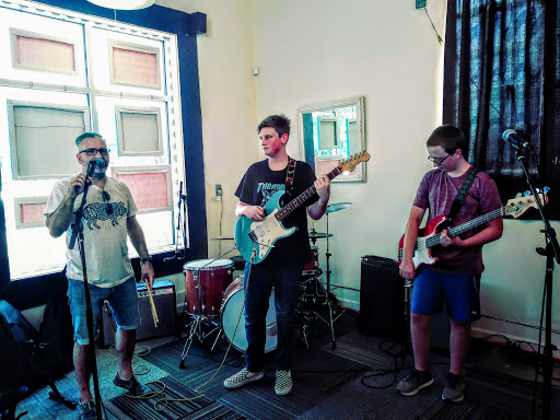 Record Store «Atomic Pop Shop», reviews and photos, 2963 Government St, Baton Rouge, LA 70806, USA