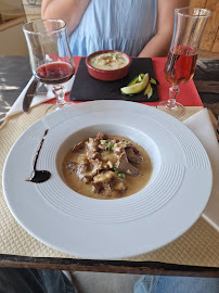 Plats et boissons du Restaurant Chez Grand'Mère à Les Ormes-sur-Voulzie - n°3