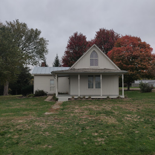 American Restaurant «Cracker Barrel Old Country Store», reviews and photos, 1005 Candleview Lane, Crawfordsville, IN 47933, USA